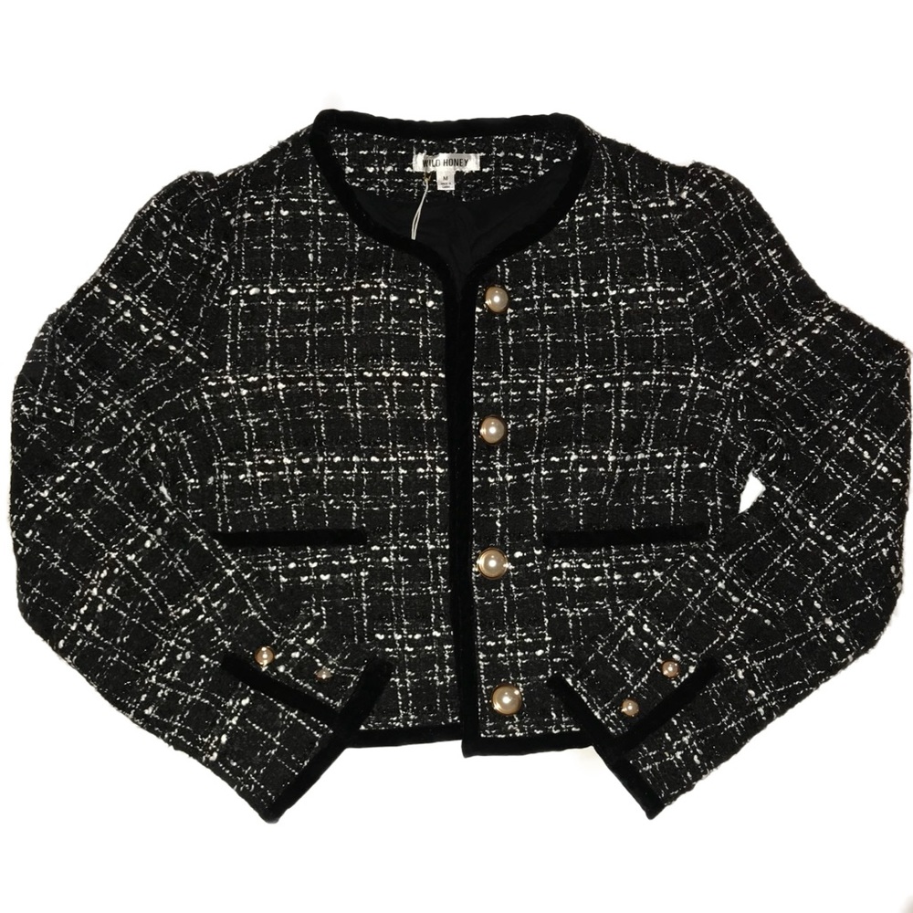 ✨ HOLIDAY OUTFIT ✨ Classic Black Tweed Jacket with Pearl Buttons - Picture 3 of 3